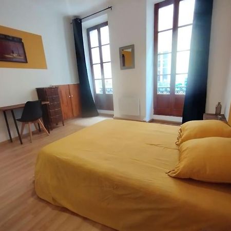 Appartement En Plein Centre. Carpentras Ngoại thất bức ảnh