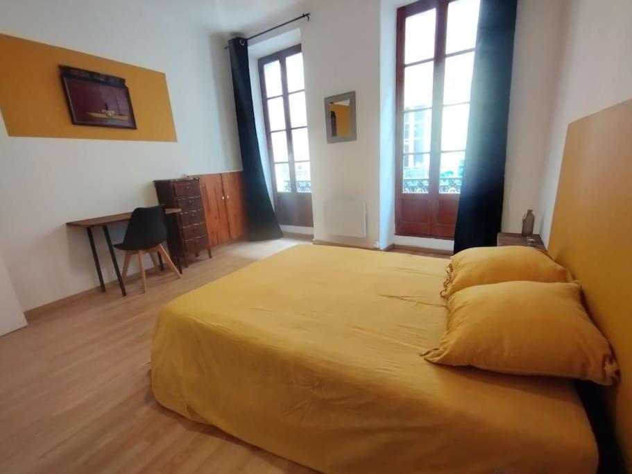 Appartement En Plein Centre. Carpentras Ngoại thất bức ảnh