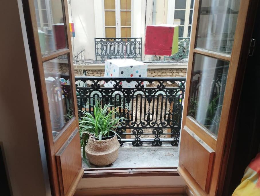 Appartement En Plein Centre. Carpentras Ngoại thất bức ảnh